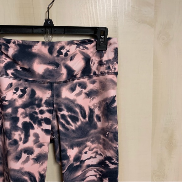 Zella Spray Dye Live In Leggings Size Medium - Picture 3 of 7